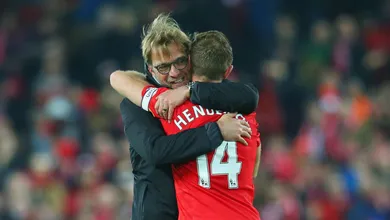 Apesar da noite infeliz do Stoke, impressionou a maneira como Henderson joga f&aacute;cil