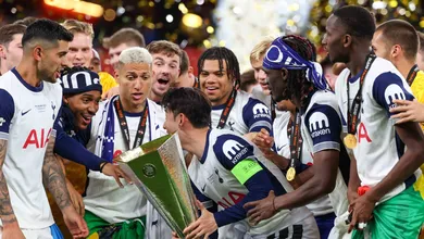 Na &lsquo;pior final desde Game of Thrones&rsquo;, at&eacute; Salah se rende a Tottenham campe&atilde;o