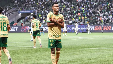 Est&ecirc;v&atilde;o revela conversa com Cole Palmer e diz porque escolheu o Chelsea