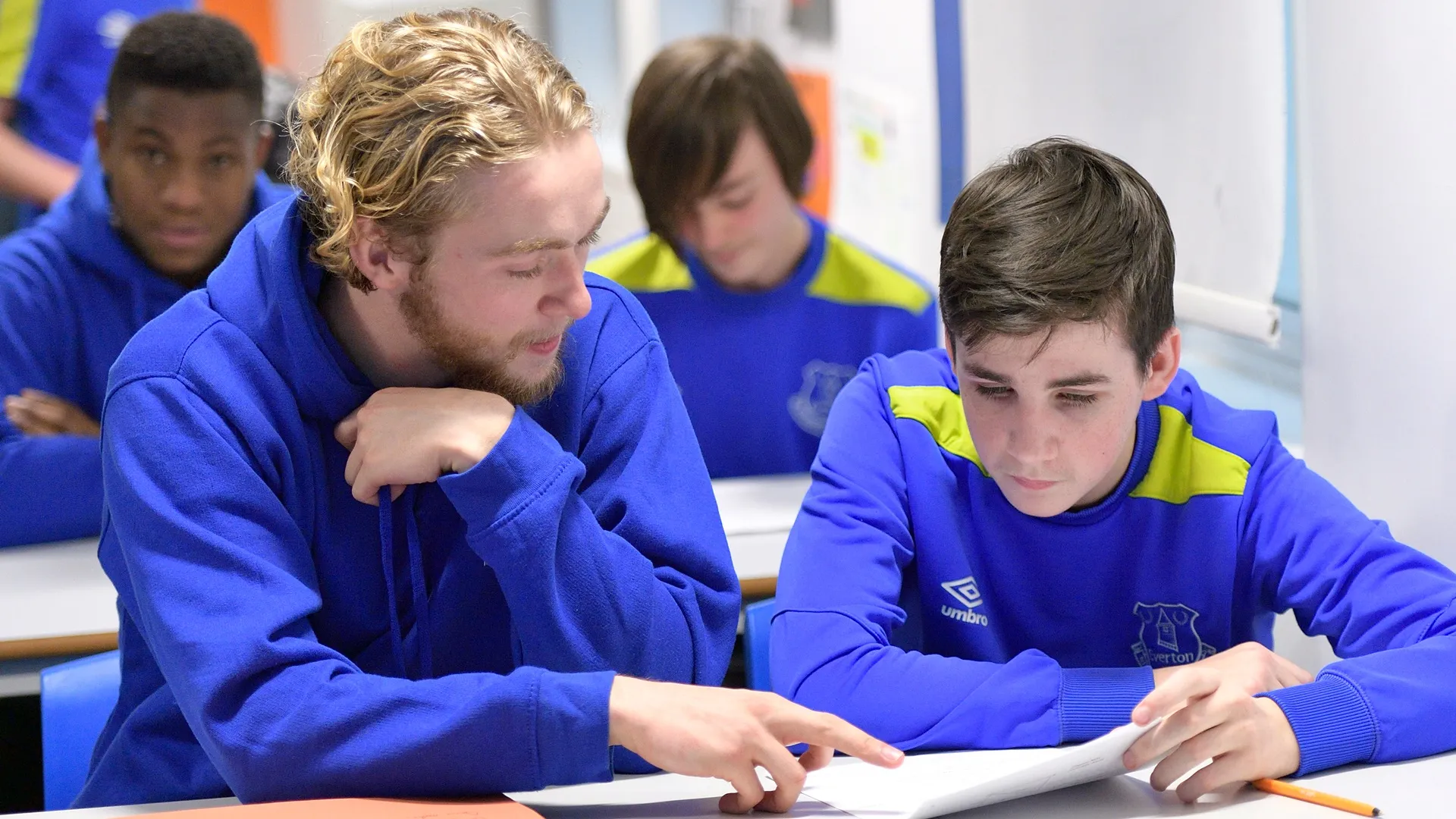 Everton, o clube que se preocupa em fornecer educa&ccedil;&atilde;o a jovens com necessidades especiais