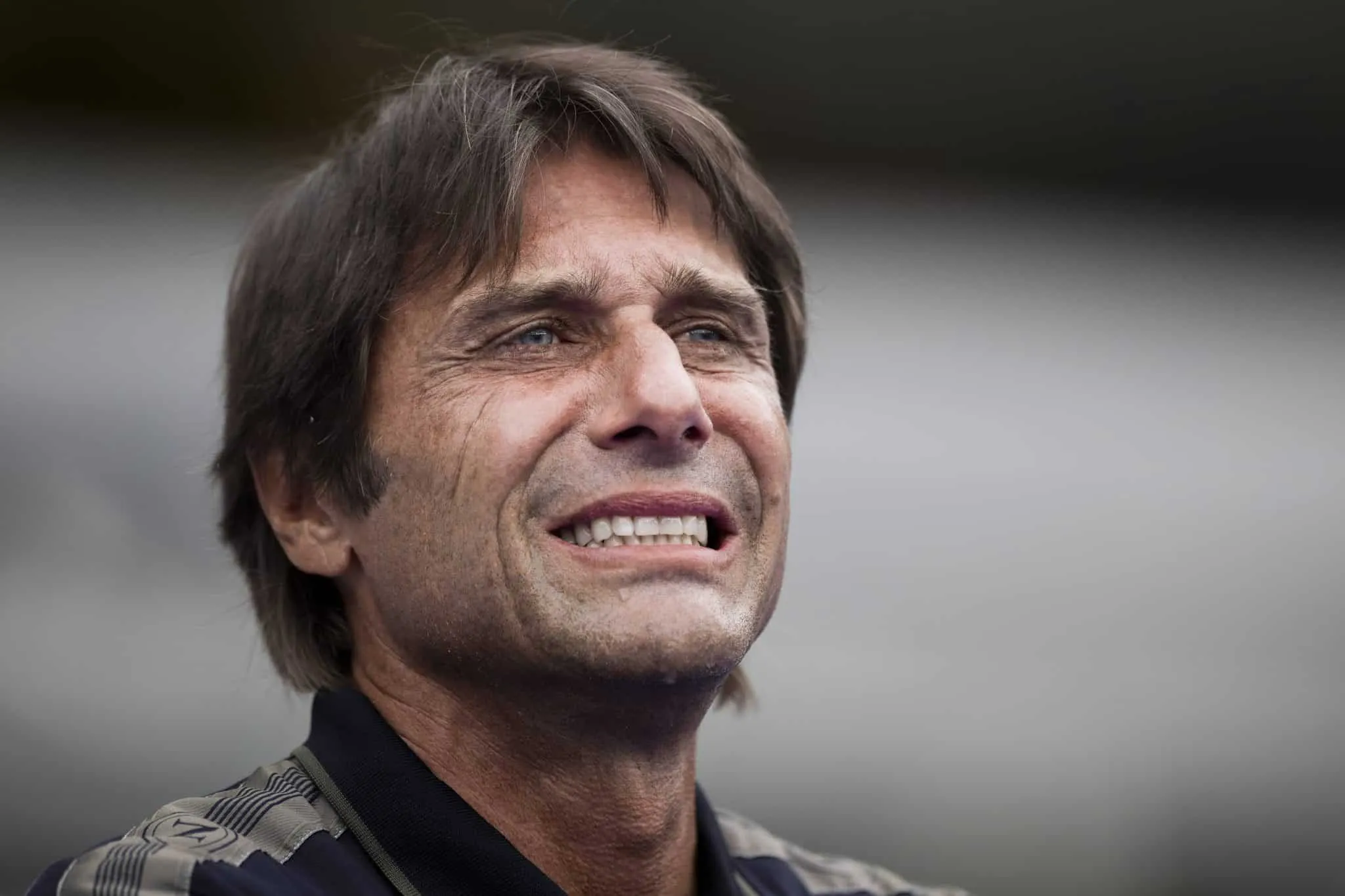 &lsquo;Deveria ter vergonha&rsquo;: a melanc&oacute;lica entrevista de Conte p&oacute;s-estreia pelo Napoli