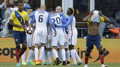 Com Dempsey decisivo, EUA deixa problemas para tr&aacute;s e est&aacute; nas semifinais