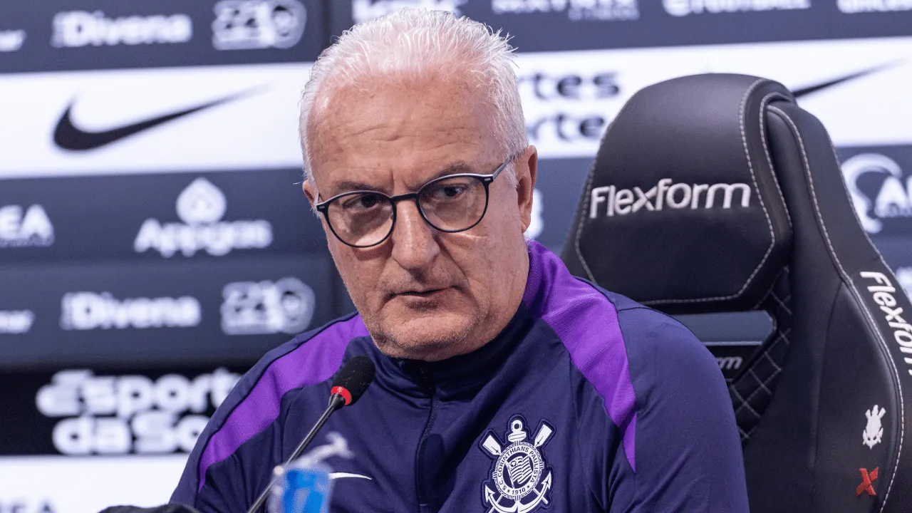 Dorival foge de bastidor pol&iacute;tico do Corinthians e abre o jogo sobre refor&ccedil;os
