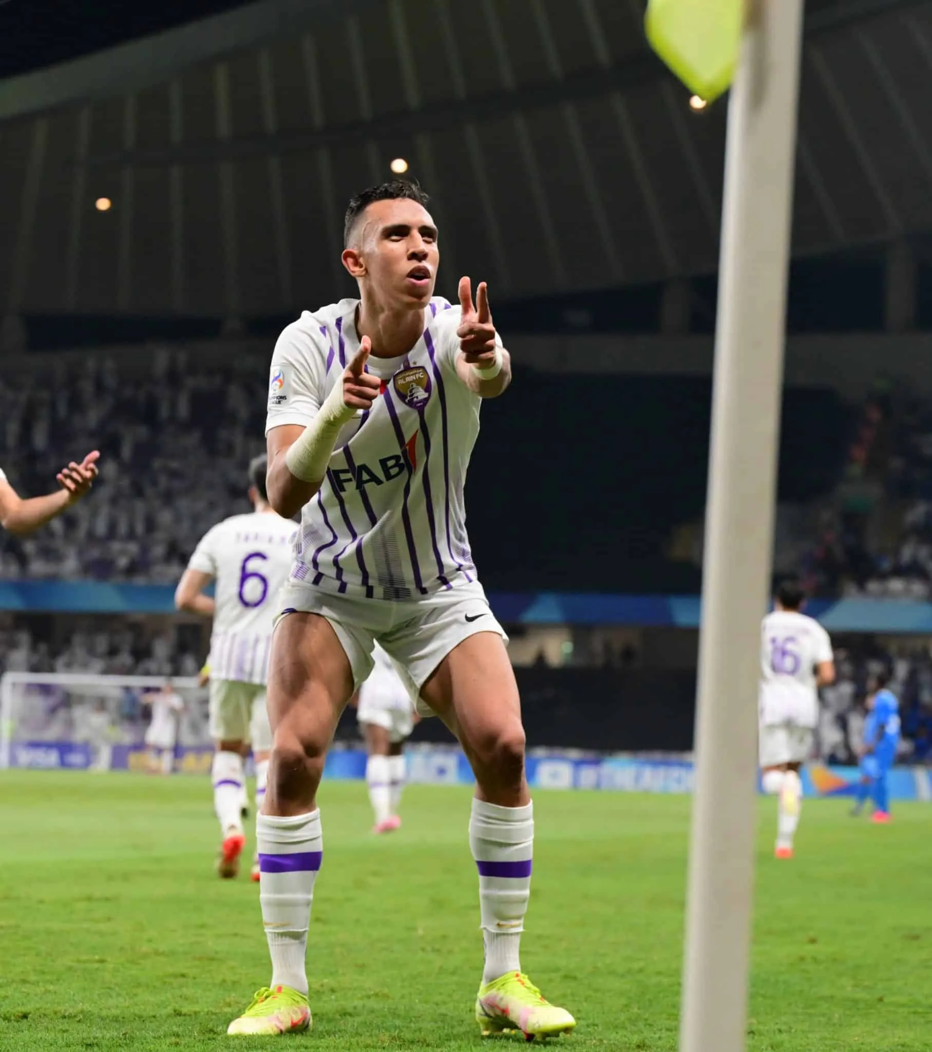 Goleada e chuva de p&ecirc;naltis p&otilde;em fim &agrave; invencibilidade hist&oacute;rica do Al-Hilal
