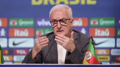 Dorival explica convoca&ccedil;&atilde;o de Evan&iacute;lson e aus&ecirc;ncia de medalh&otilde;es na Sele&ccedil;&atilde;o