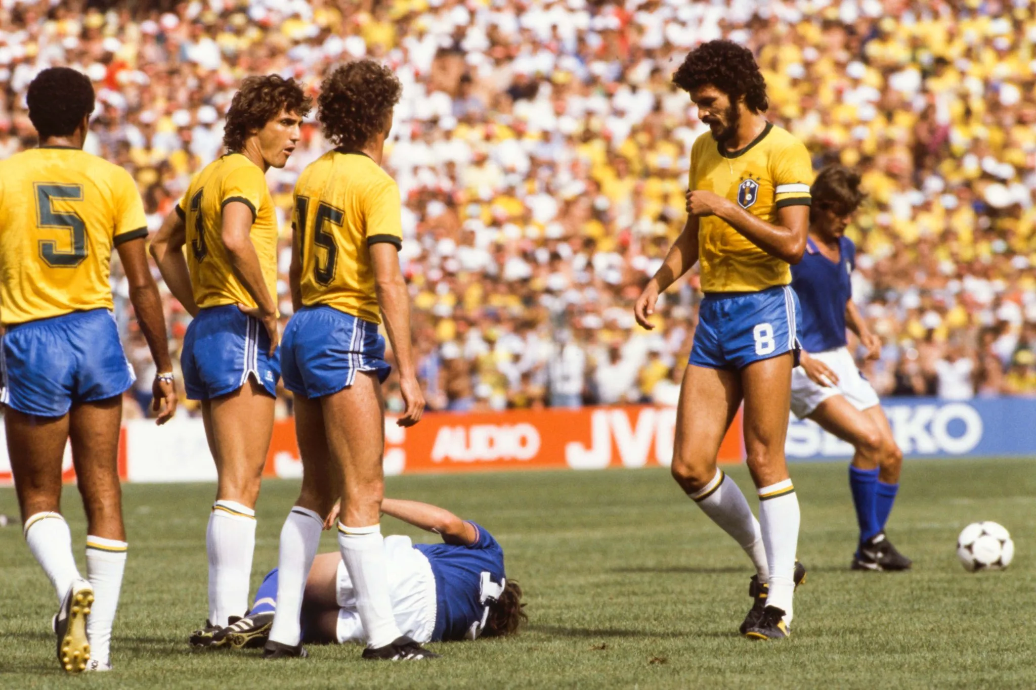 Brasil de 1982 &eacute; um dos times hist&oacute;ricos a n&atilde;o vencer a Copa do Mundo