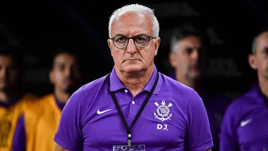 Dorival muda discurso e admite que Corinthians pode buscar refor&ccedil;os