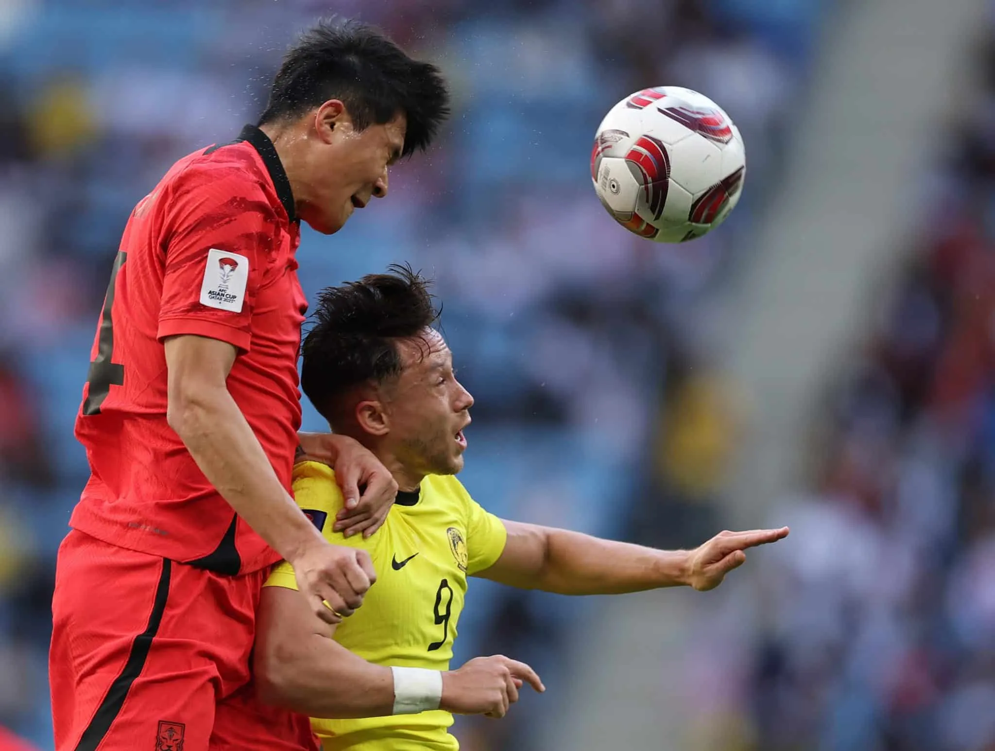 No Grupo E da Copa da &Aacute;sia, Bahrein passa em primeiro e Coreia do Sul sofre em jogo espetacular