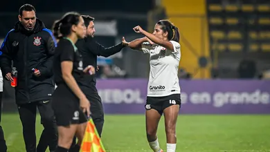Libertadores Feminina: Corinthians come&ccedil;a mal, mas vence Colo-Colo no segundo tempo da estreia