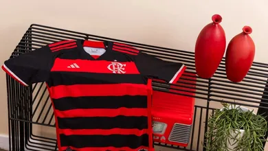 Cofres cheios! Flamengo aprova novo patroc&iacute;nio milion&aacute;rio