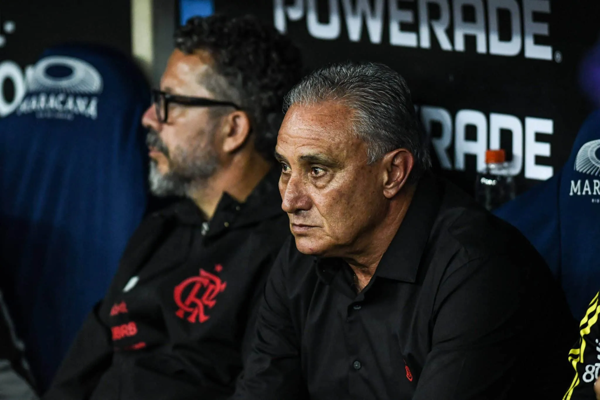 Um Maracan&atilde; hostil escolheu seus vil&otilde;es na derrota do Flamengo para o Pe&ntilde;arol