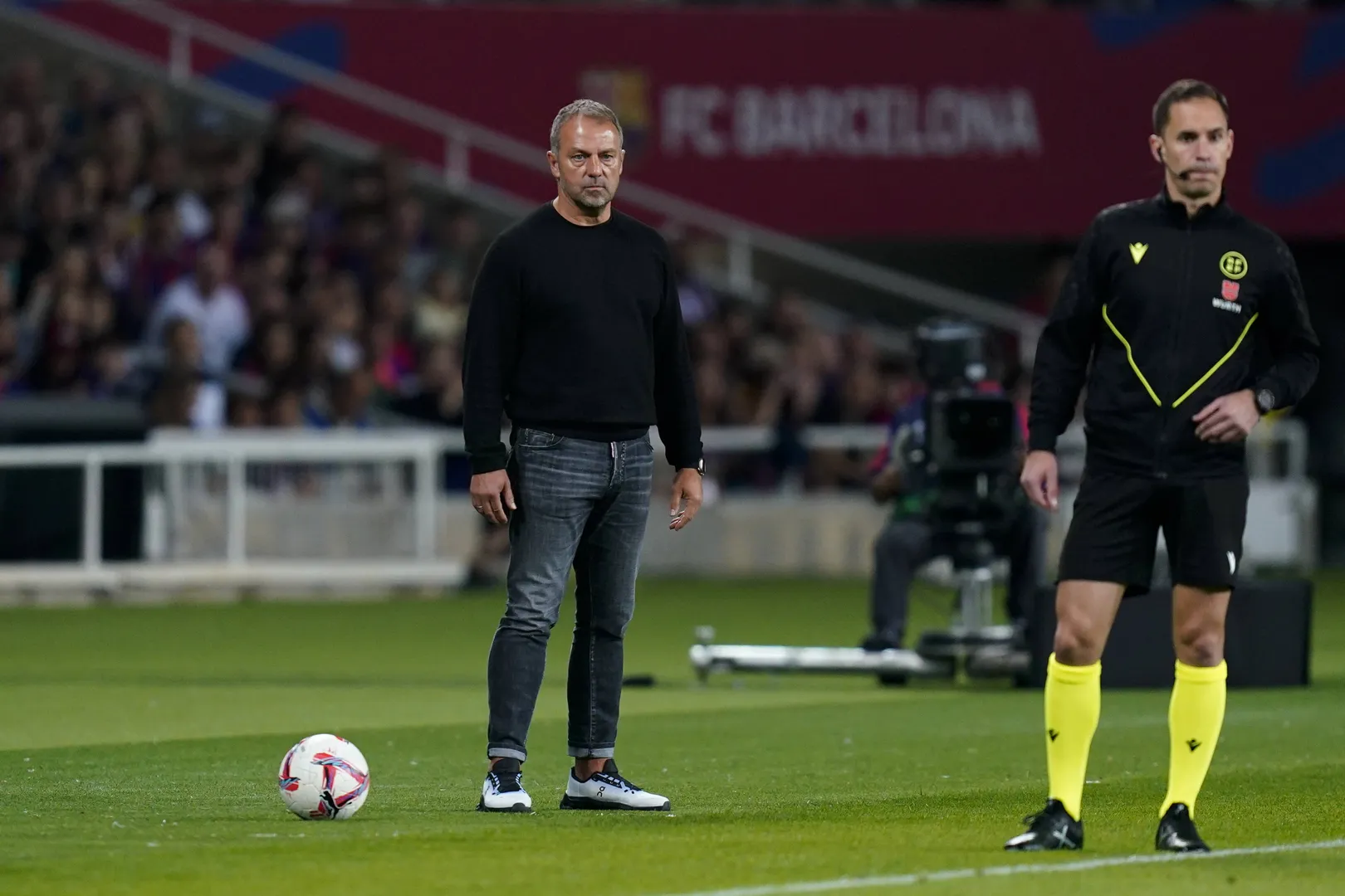 Foto: (Imago) - Hansi Flick, t&eacute;cnico do Barcelona