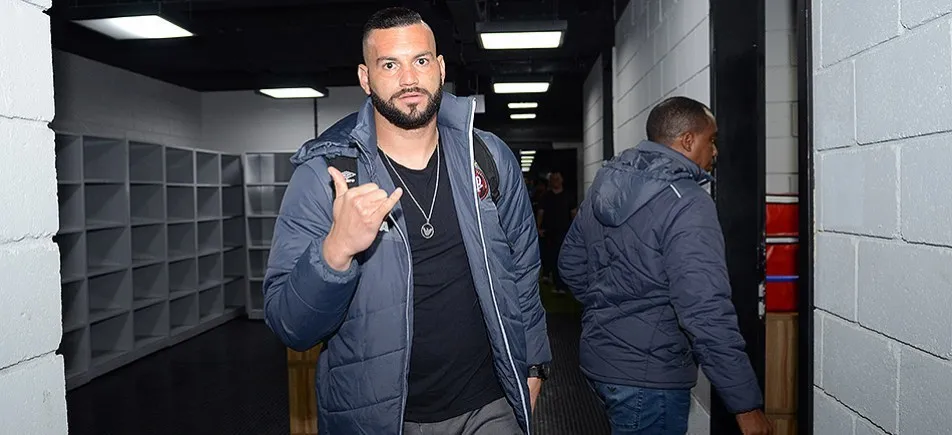 Camisa 1 de Prass j&aacute; tem um novo dono na sele&ccedil;&atilde;o ol&iacute;mpica: Weverton, do Atl&eacute;tico Paranaense