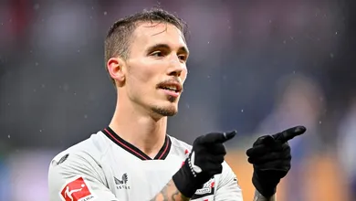 Demorou, mas a fase incr&iacute;vel de Grimaldo &eacute; reconhecida com a convoca&ccedil;&atilde;o da Espanha