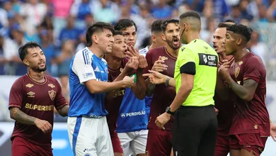 &lsquo;N&atilde;o tem que cansar de falar de arbitragem. Eles n&atilde;o s&atilde;o cobrados como n&oacute;s&rsquo;