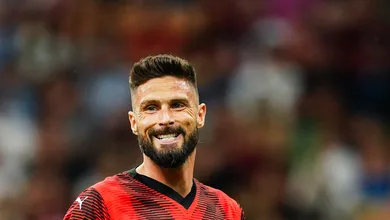 Milan encontra substituto ideal para Giroud, mas neg&oacute;cio n&atilde;o ser&aacute; f&aacute;cil