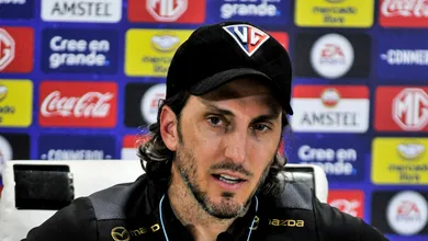 Como Zubeld&iacute;a foi da treta com Muricy a contratado pelo S&atilde;o Paulo em tr&ecirc;s meses