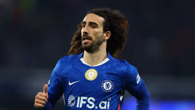 Como poss&iacute;vel sa&iacute;da de titular pode condicionar a chegada de Cucurella ao Barcelona