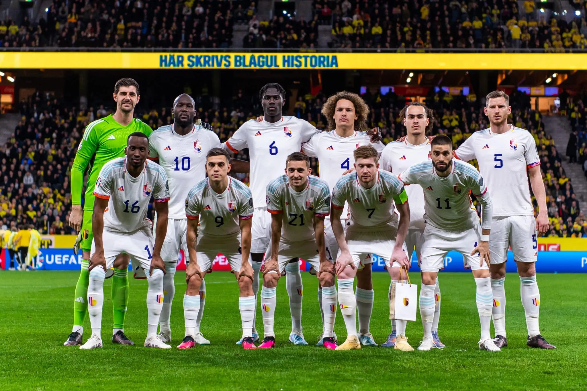 Craque da B&eacute;lgica tem corte confirmado e est&aacute; fora da Eurocopa