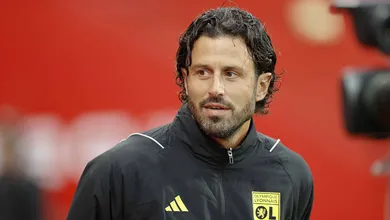Mergulhado na crise, Lyon ter&aacute; que pagar multa milion&aacute;ria para Fabio Grosso