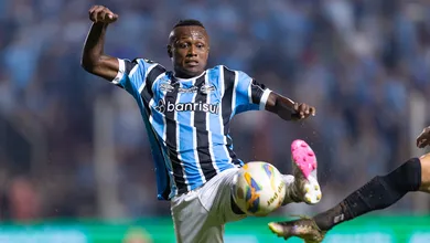 Nathan Fernandes precisa ajudar o Gr&ecirc;mio a marcar &ndash; e Renato Ga&uacute;cho sabe disso