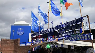 Everton ganha nova puni&ccedil;&atilde;o de pontos na Premier League por d&iacute;vida milion&aacute;ria