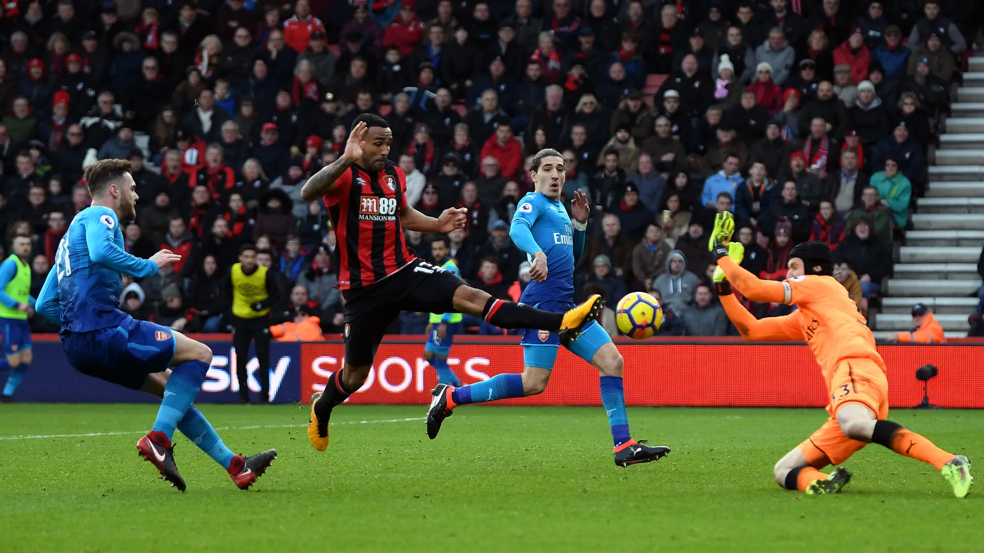 Bournemouth contou com lances decisivos de Wilson para virar o jogo para contra o Arsenal