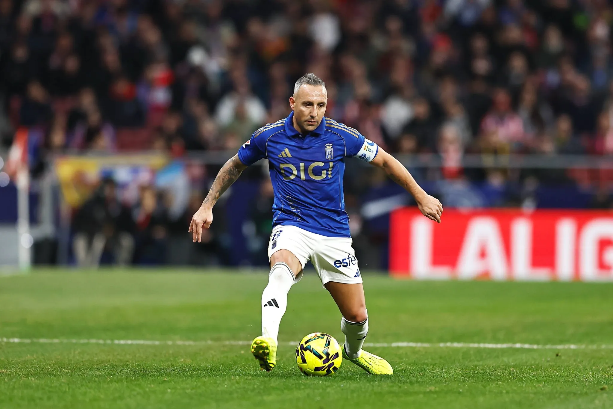 Santi Cazorla pelo Real Oviedo