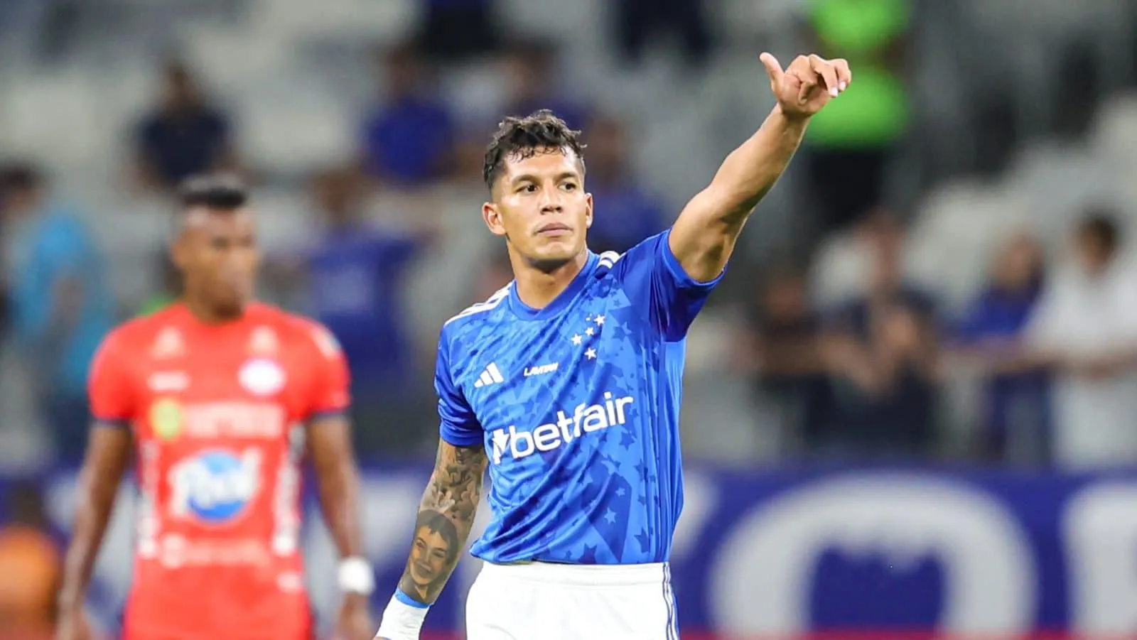 Em crise e sem goleiro titular, Cruzeiro estreia no Brasileir&atilde;o contra Botafogo