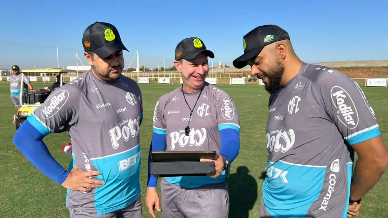 Bruno Garcia, Ivan Baitello e Nikolas Trevizo, trio do Mirassol com grande responsabilidade nas bolas paradas do clube