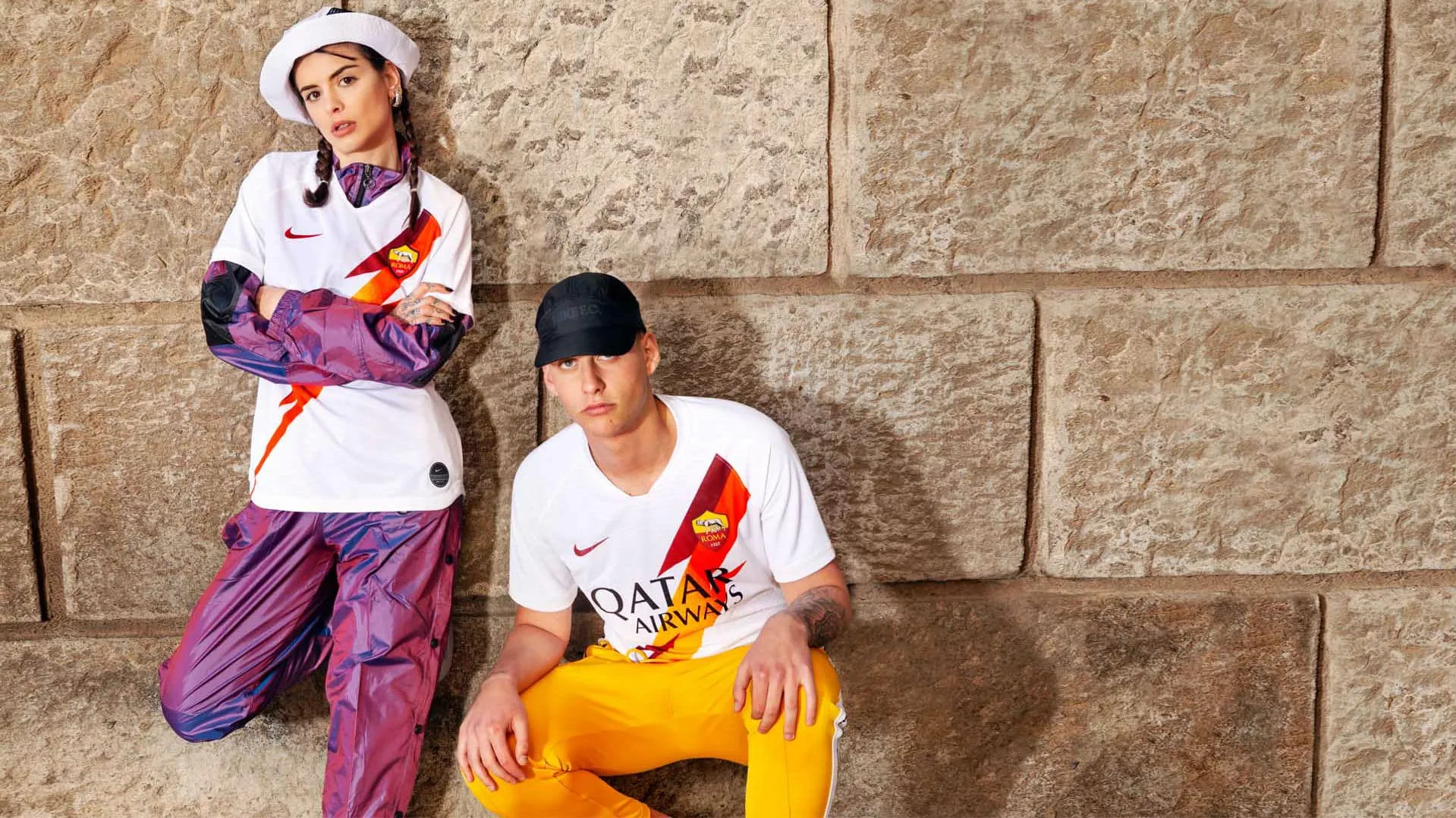 Nova camisa da Roma est&aacute; entre o time de quadribol da Grifin&oacute;ria e o dos funcion&aacute;rios da Nescau