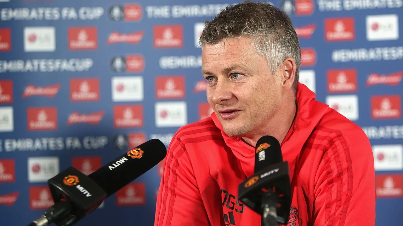 Solskjaer subverte a l&oacute;gica na Champions, e prefere decidir no Camp Nou: &ldquo;diferente dos 99,9% dos treinadores&rdquo;