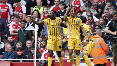 Brasileiro decide contra o Arsenal em mais um jogo marcado pela arbitragem na Premier League