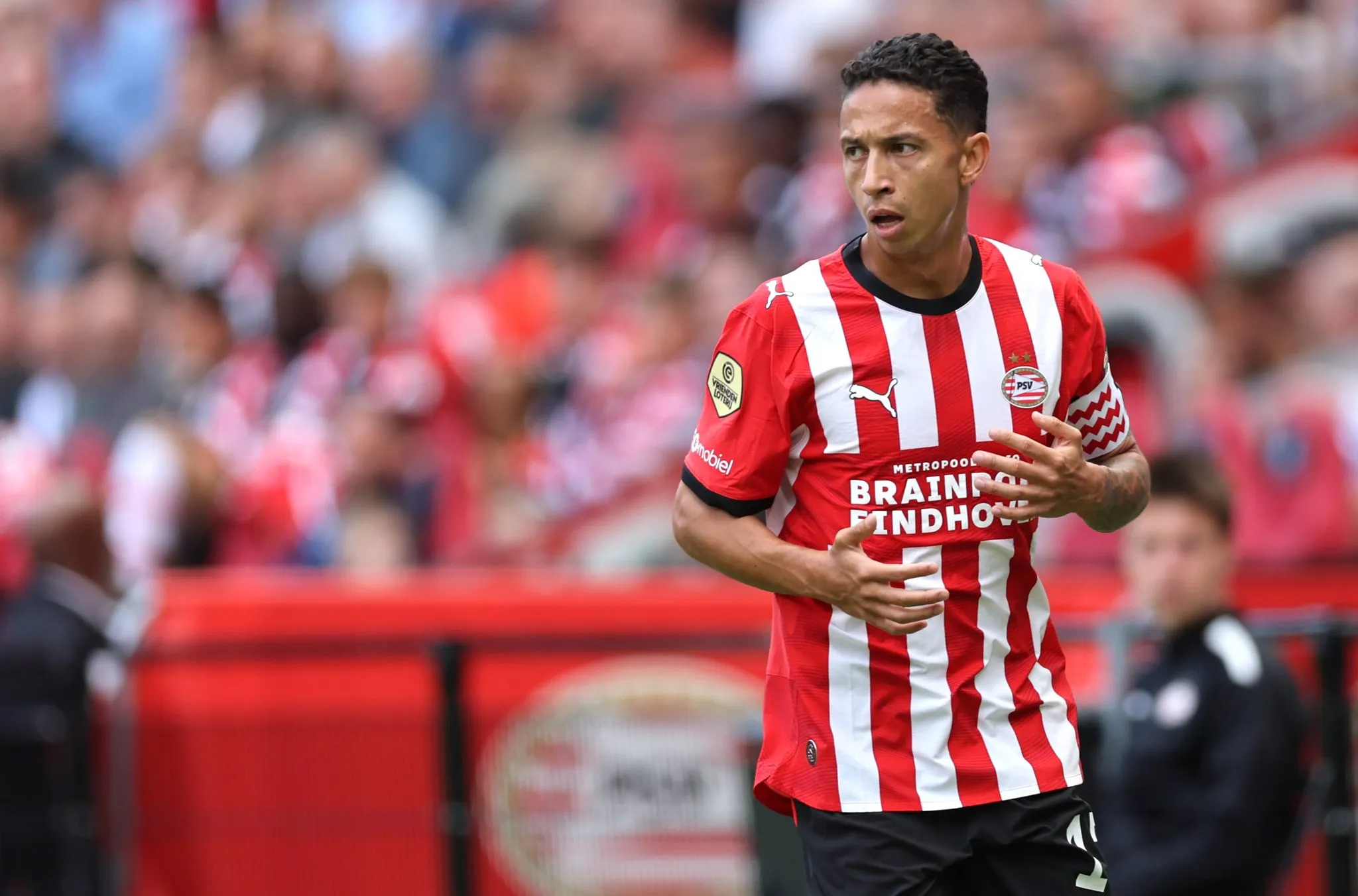 Mauro Junior, em atua&ccedil;&atilde;o pelo PSV (Foto: IMAGO / DeFodi Images)