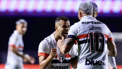 Apesar de Jandrei, S&atilde;o Paulo resgata confian&ccedil;a do torcedor em noite de pior p&uacute;blico do ano