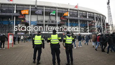 Cl&aacute;ssico Feyenoord x Ajax &eacute; suspenso por causa da pol&iacute;cia holandesa; entenda