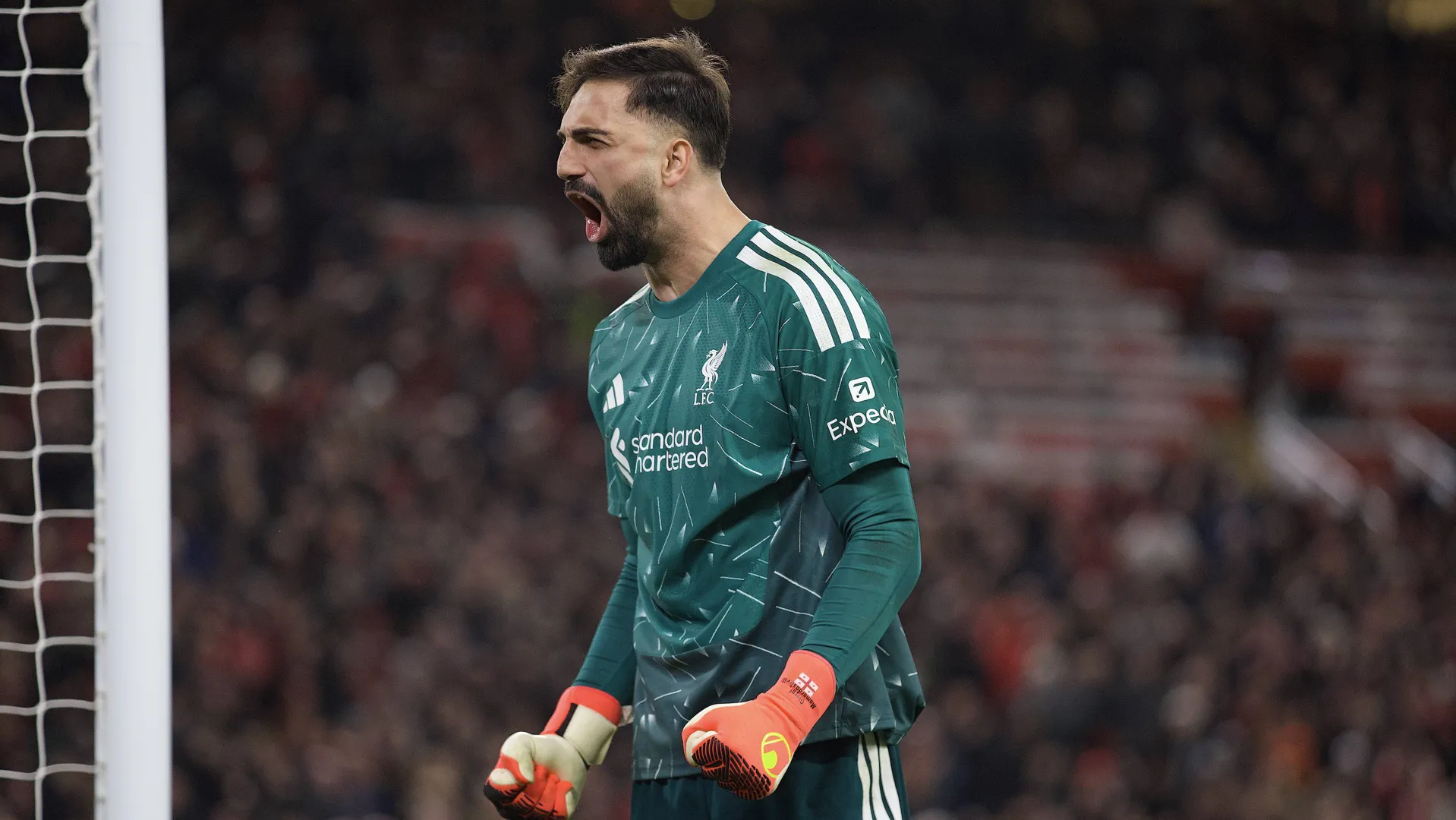Atualização: Liverpool aproveita falha dupla de zagueiro e elimina Chelsea em disputa de pênaltis interminável