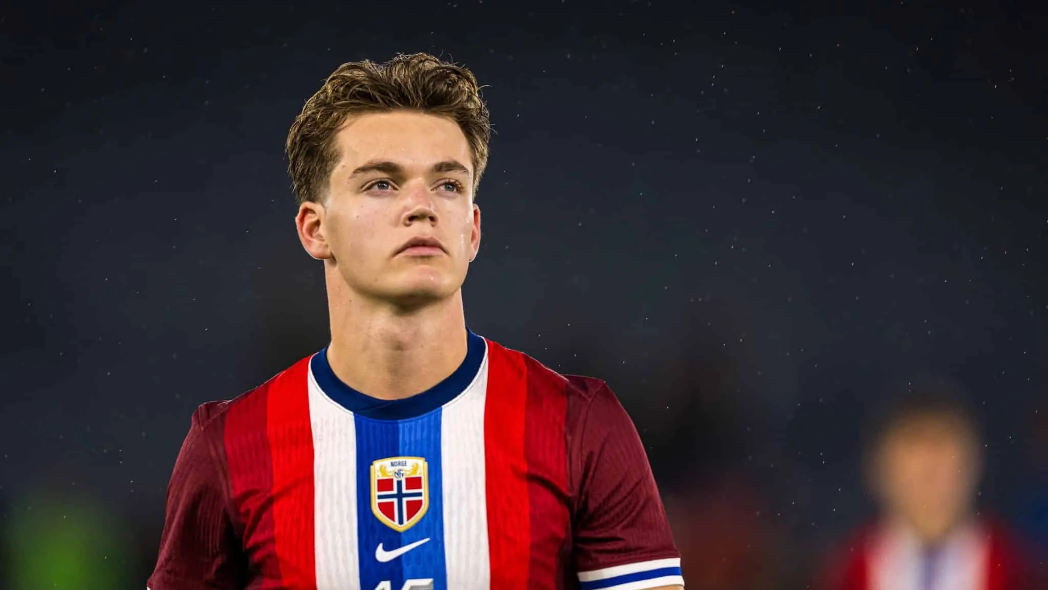 Arsenal entra na corrida com Manchester United por &lsquo;novo Odegaard&rsquo;