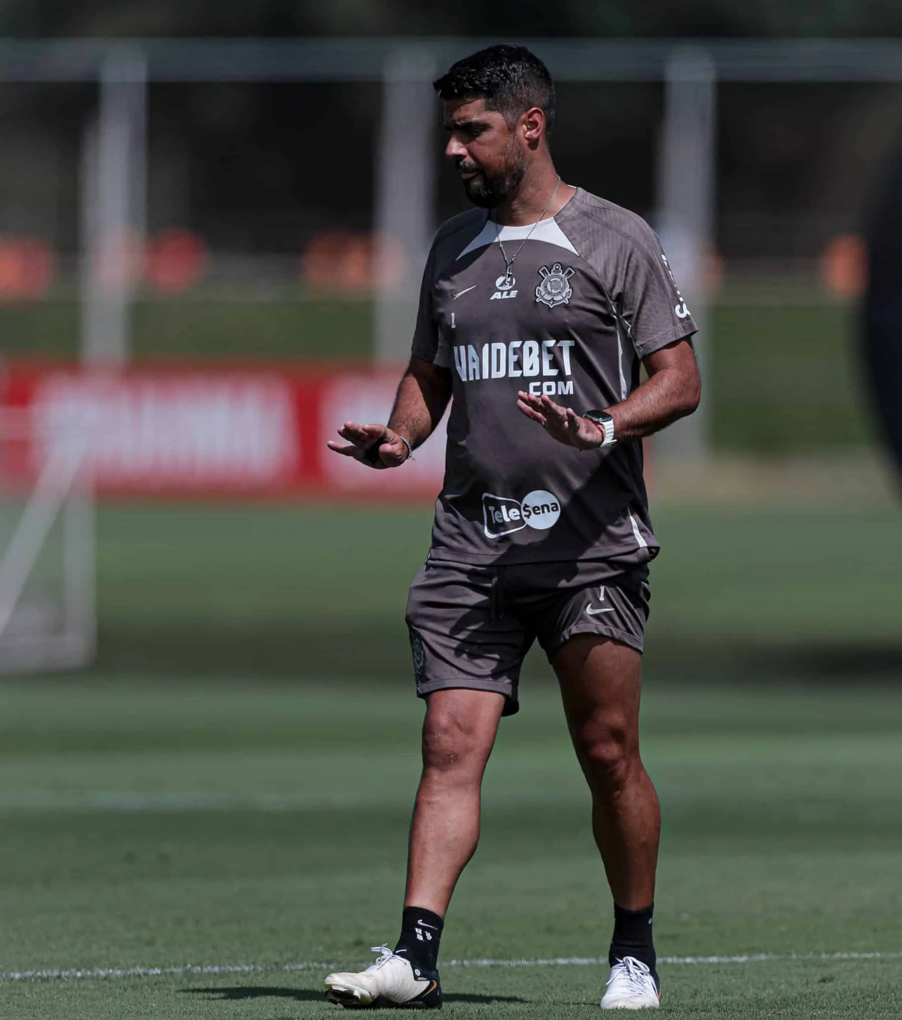 10 jogos em 30 dias: sequ&ecirc;ncia intensa &eacute; alerta para comiss&atilde;o t&eacute;cnica&nbsp;do&nbsp;Corinthians