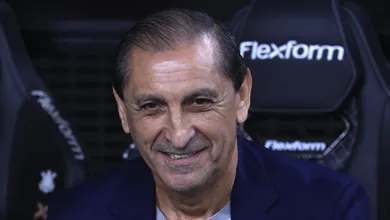 Ram&oacute;n barra novatos e d&aacute; sua cara ao Corinthians ap&oacute;s a janela de transfer&ecirc;ncias