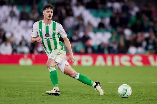 Clube ingl&ecirc;s fecha neg&oacute;cio por&nbsp;Johnny&nbsp;e Internacional pode lucrar
