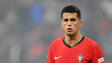 Nem Barcelona e nem Manchester City: Cancelo pode ter destino surpreendente