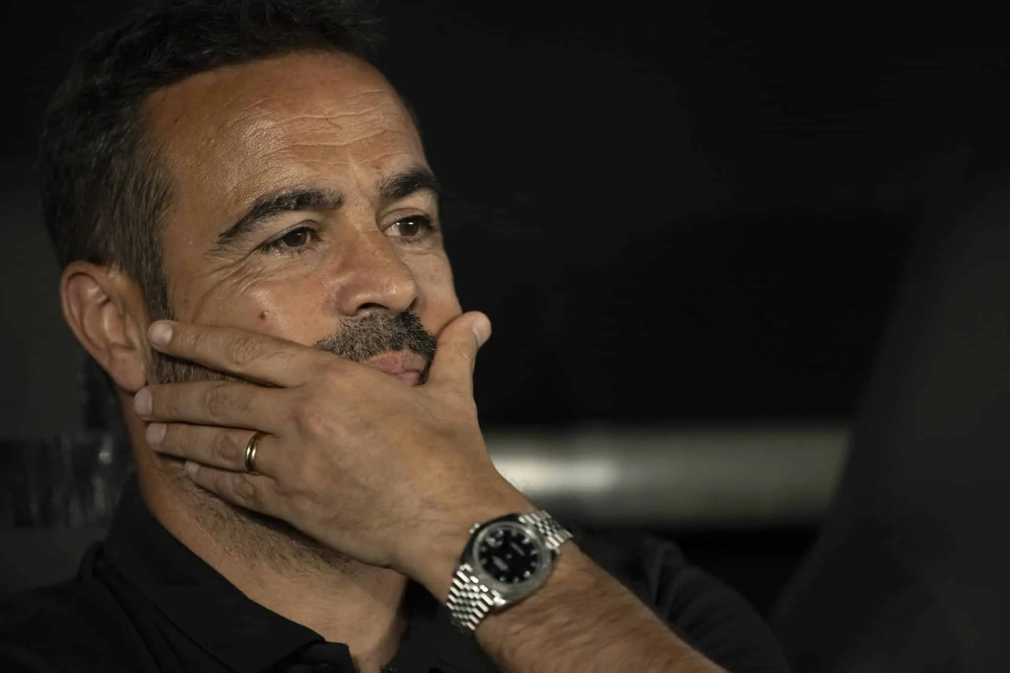 &lsquo;Gostaria de tempo &uacute;til&rsquo;: Artur Jorge critica jogo amarrado em vit&oacute;ria do Botafogo