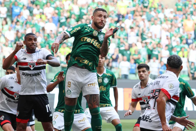Choque-Rei da 23&ordf; rodada do Brasileir&atilde;o, que terminou com vit&oacute;ria do Palmeiras por 2 a 1. Foto: Imago