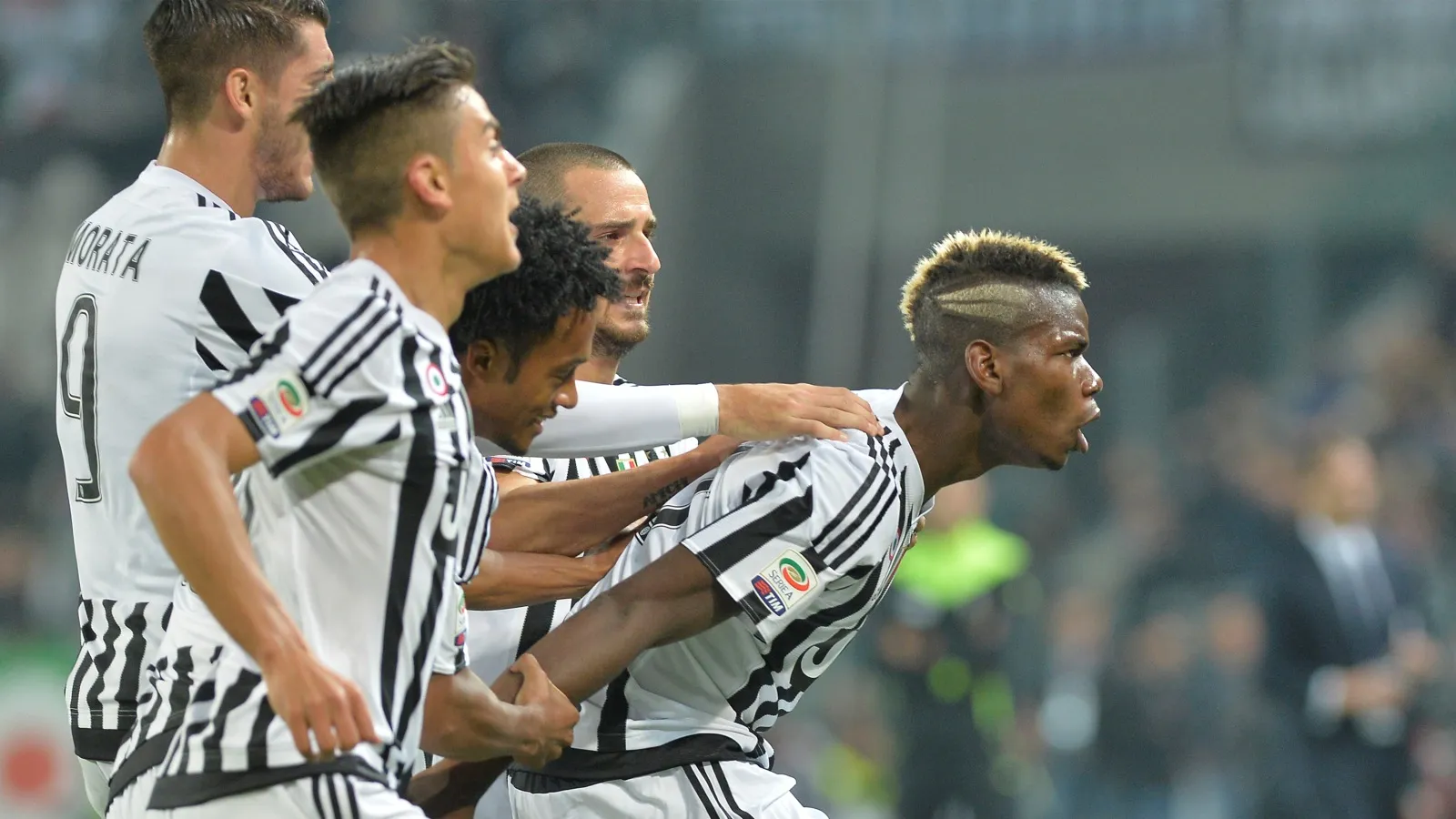 Sob a classe de Pogba, a Juventus venceu o cl&aacute;ssico contra o Torino no &uacute;ltimo minuto