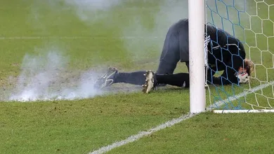 Zenit &eacute; punido com derrota ap&oacute;s incidente com goleiro do Dynamo