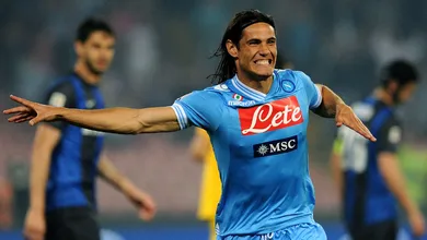 Presidente do Napoli sobre Cavani: &ldquo;Se ele cansar de Paris e decidir ganhar menos&hellip;&rdquo;
