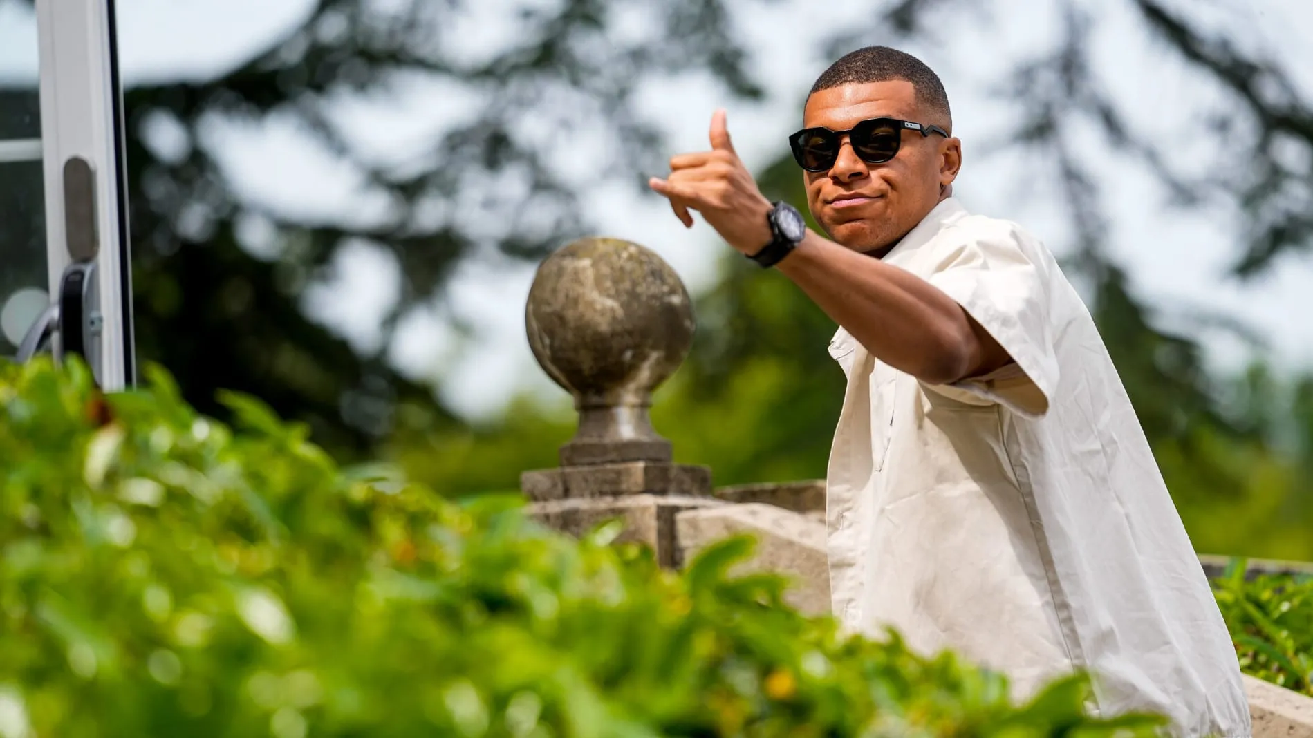 Al-Hilal faz maior proposta da hist&oacute;ria por Mbapp&eacute;: 300 milh&otilde;es de euros