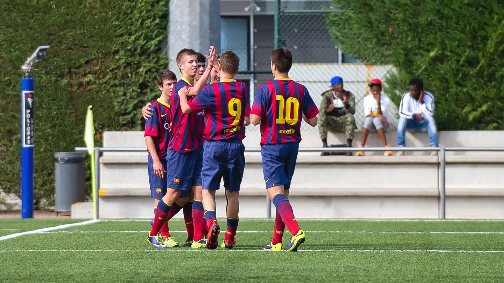 Entidades m&iacute;sticas do futebol europeu: a promessa formada no Barcelona