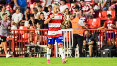 Bryan Zaragoza, o ponta &agrave; moda antiga de ascens&atilde;o mete&oacute;rica na sele&ccedil;&atilde;o espanhola
